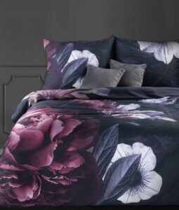 Dekbedovertrek 200x220 3 delig Premium met paarse en witte bloemen op een zwarte achtergrond